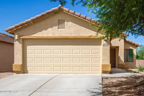 2960 S Pantano Edge Dr, Tucson, AZ 85730