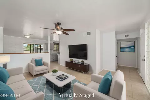 Living - 4113 E Sylvane Dr, Tucson, AZ 85711 photo 3 of 6