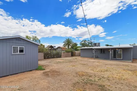 Exterior - 4113 E Sylvane Dr, Tucson, AZ 85711 photo 10 of 10
