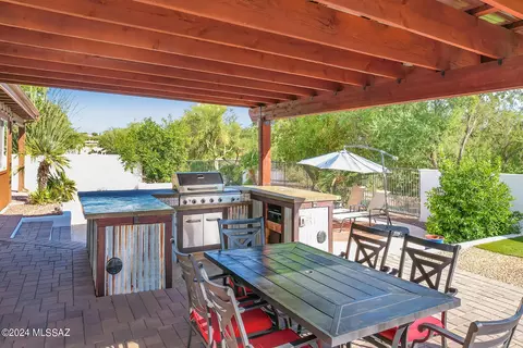 5620 E Territory Dr, Tucson, AZ 85750 photo 17