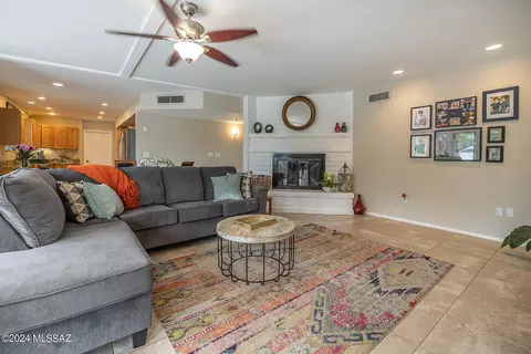 5620 E Territory Dr, Tucson, AZ 85750 photo 10