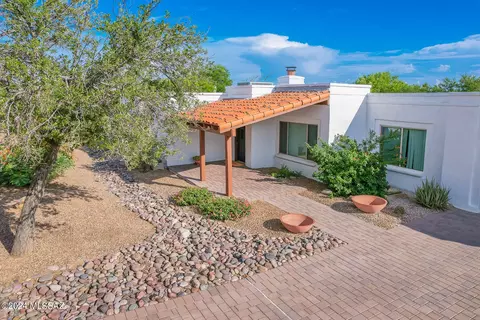 5620 E Territory Dr, Tucson, AZ 85750 photo 3