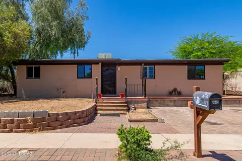6649 E Nelson Dr, Tucson, AZ 85730