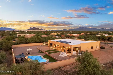 12874 W Summer Poppy St, Tucson, AZ 85743