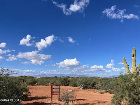 3380 El Toro Rd, Sahuarita, AZ 85629