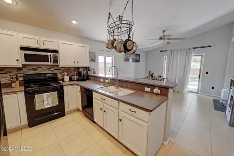 440 S Stone Bench Rd, Vail, AZ 85641 photo 4
