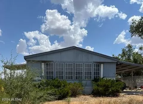 1239 W Saguaro St, Safford, AZ 85546