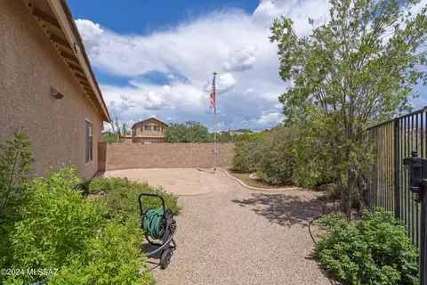 Exterior - 884 S Eynon Pl, Vail, AZ 85641 photo 9 of 9