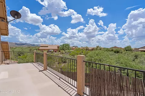 Exterior - 884 S Eynon Pl, Vail, AZ 85641 photo 5 of 9