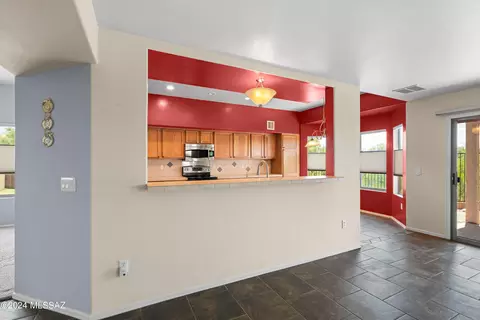 Kitchen - 884 S Eynon Pl, Vail, AZ 85641 photo 2 of 6