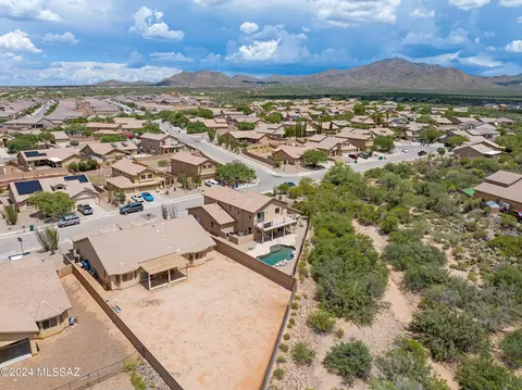 View/Area - 884 S Eynon Pl, Vail, AZ 85641 photo 4 of 7