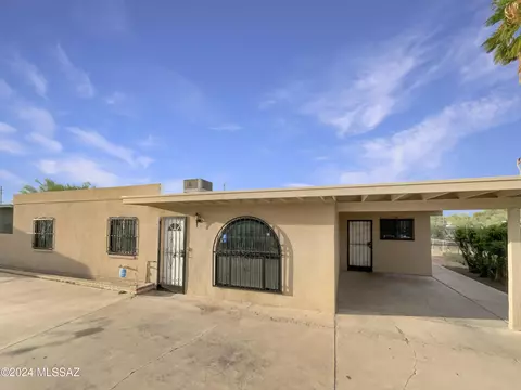 2022 W Tourney Rd, Tucson, AZ 85713
