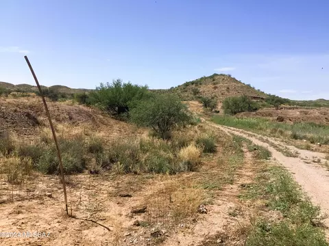 37 04ac Warpaint Path, Willcox, AZ 85643 photo 4