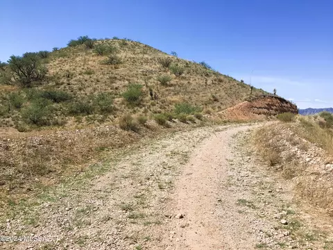 37 04ac Warpaint Path, Willcox, AZ 85643 photo 5