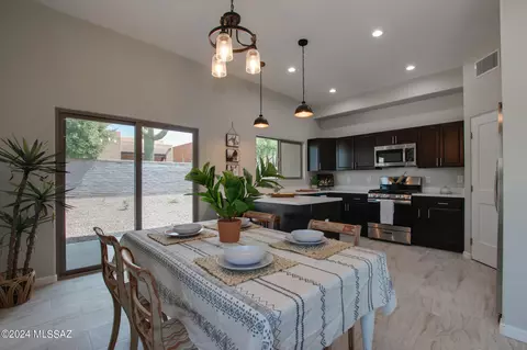 Dining - 163 E Spring Sky St, Tucson, AZ 85737 photo 1 of 1