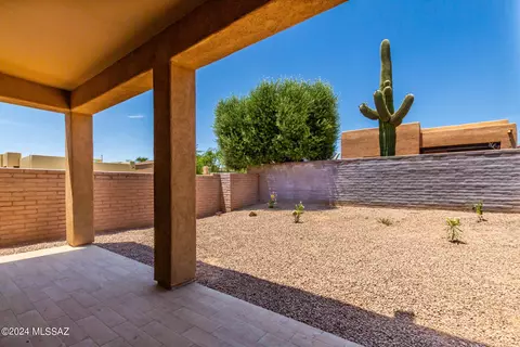 Exterior - 163 E Spring Sky St, Tucson, AZ 85737 photo 3 of 4
