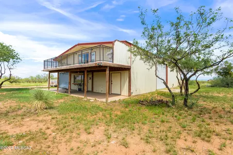 834 W Yucca Springs Trl, Huachuca City, AZ 85616