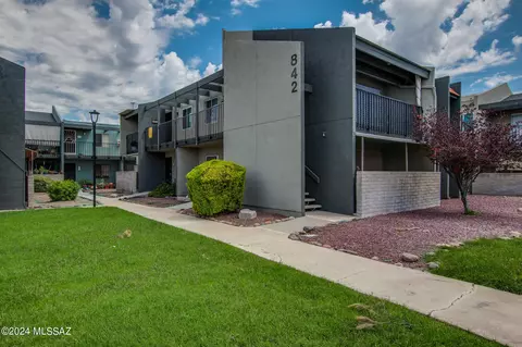 842 S Langley Ave #205, Tucson, AZ 85710