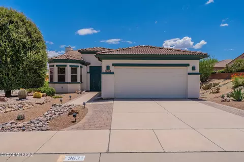 963 W Union Bell Dr, Green Valley, AZ 85614