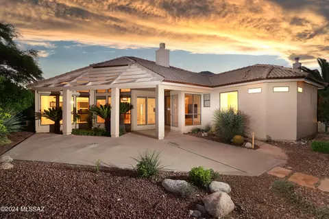 865 S Deer Meadow Loop, Tucson, AZ 85745 photo 2