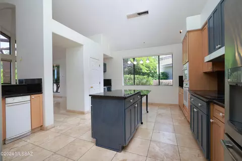 865 S Deer Meadow Loop, Tucson, AZ 85745 photo 13