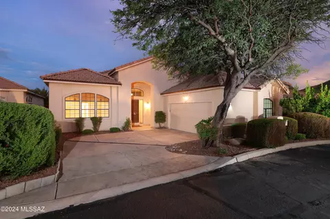865 S Deer Meadow Loop, Tucson, AZ 85745 photo 3