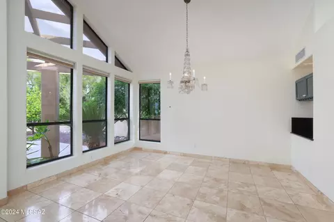 865 S Deer Meadow Loop, Tucson, AZ 85745 photo 8