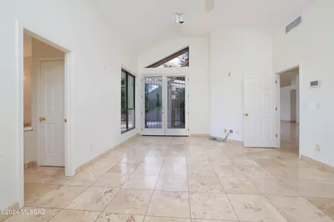 865 S Deer Meadow Loop, Tucson, AZ 85745 photo 10