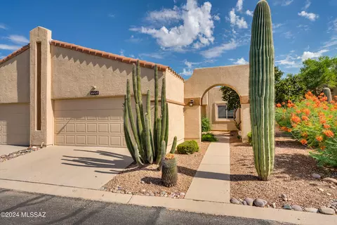 720 W Rushwood Dr, Tucson, AZ 85704