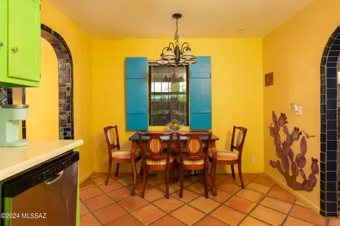 Dining - 4032 E Montecito St, Tucson, AZ 85711 photo 1 of 1