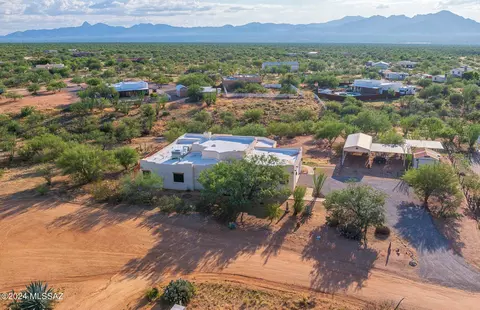 15909 W Lynnette Rd, Tucson, AZ 85736