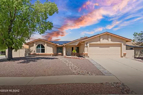1530 W Lama Dr, Tucson, AZ 85746