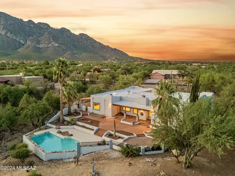 350 W Atua Pl, Oro Valley, AZ 85737