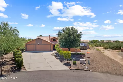 7189 W Adamsgate Pl, Tucson, AZ 85757