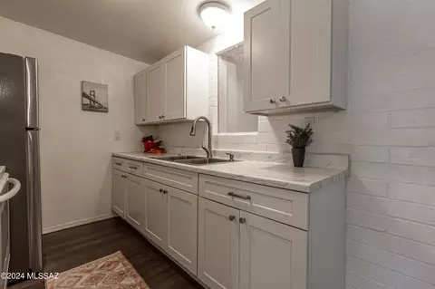 3683 E 33rd St, Tucson, AZ 85713 photo 3
