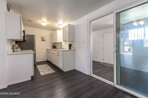 3683 E 33rd St, Tucson, AZ 85713 photo 13