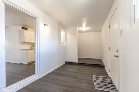 3683 E 33rd St, Tucson, AZ 85713 photo 4