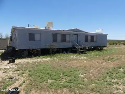 8311 Howling Coyote Trl, Tucson, AZ 85735