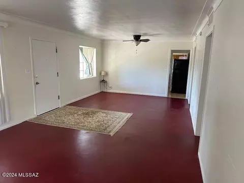 Living - 1601 E Hedrick Dr, Tucson, AZ 85719 photo 1 of 4