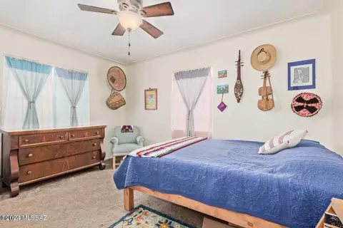 Bedroom - 1601 E Hedrick Dr, Tucson, AZ 85719 photo 2 of 2