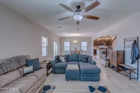 12198 E Becker Dr, Vail, AZ 85641 photo 14