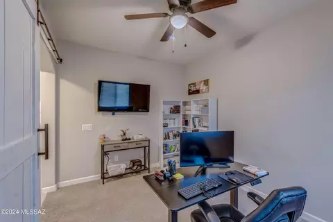 12198 E Becker Dr, Vail, AZ 85641 photo 4
