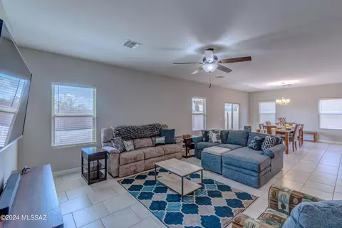 12198 E Becker Dr, Vail, AZ 85641 photo 13