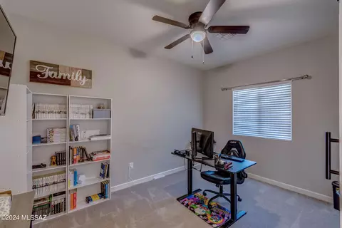 12198 E Becker Dr, Vail, AZ 85641 photo 3