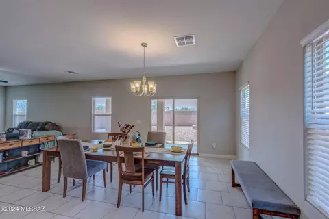 12198 E Becker Dr, Vail, AZ 85641 photo 10