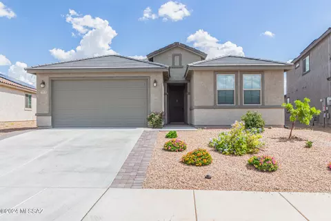 13374 E New Pioneer Ln, Tucson, AZ 85747