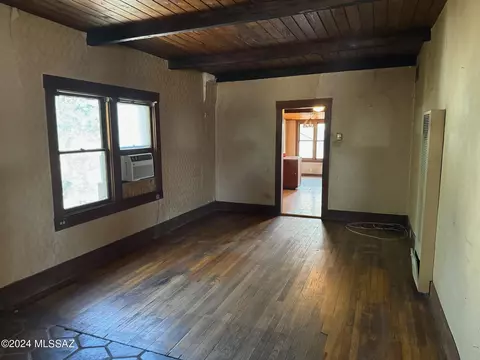 Living - 841 E Freeman Pl, Tucson, AZ 85719 photo 4 of 5