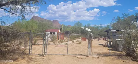 10599 W Mars Rd, Tucson, AZ 85743