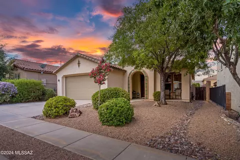 17068 S Mesa Shadows Dr, Vail, AZ 85641