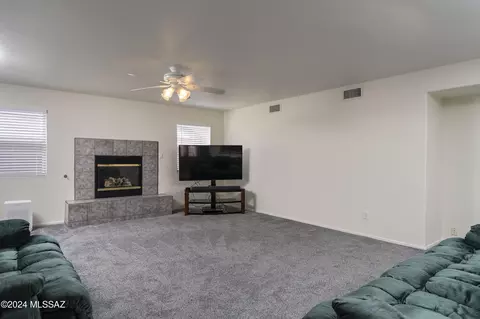 9628 E Paseo San Bernardo, Tucson, AZ 85747 photo 7